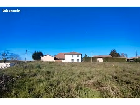 terrain constructible maubec
