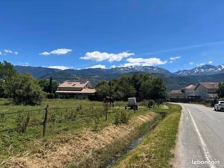 terrain 700 m² lumbin