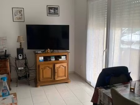 vends appartement à la chaussée st victor