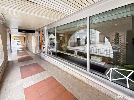 local commercial 31 m²