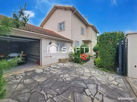 chalet 6 pièces 155 m²