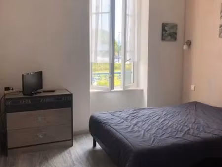 location studio meublé fouesnant beg meil