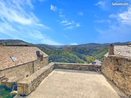 maison 2 pièces 72 m²