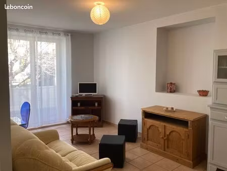 appartement t2 meublé centre ville lalbenque