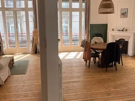 appartement à louer (105 m2) possible collocation