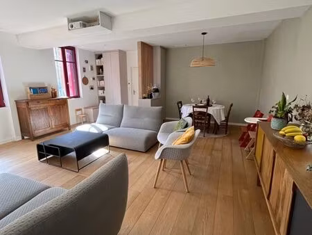 appartement 4 pièces 86 5 m² idéalement situé : les chalets / compans caffareli