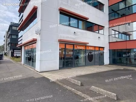 bureaux 95 m²