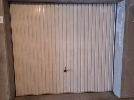 box fermé 13m2