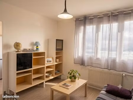 a vendre - studio 25m² - orléans (théâtre)