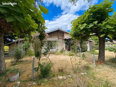 maison 4 pièces 85 m²