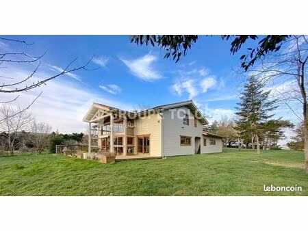 maison 6 pièces 277 m²