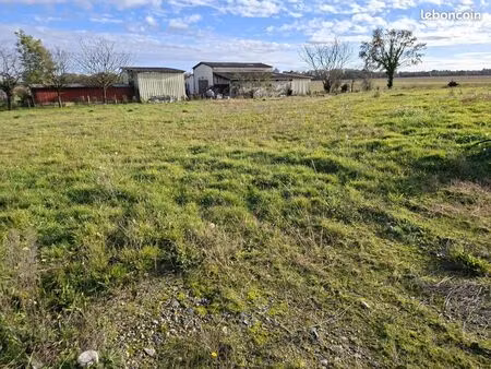 terrain 818 m² carcares sainte croix