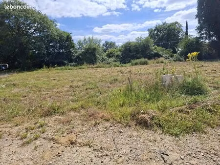 terrain 638 m² maurrin