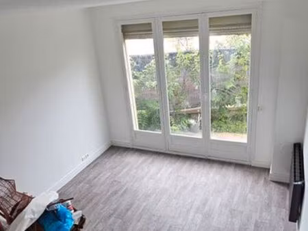 appartement 3 pièces 59m2 rdc avec jardin