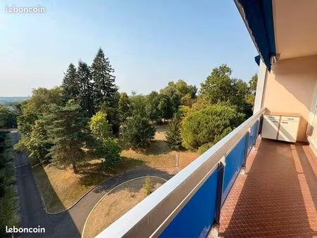 appartement 82m3  terrasse 3chambres