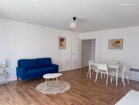 [à louer] magnifique 3 pièces de 66m² – refait à neuf  lumineux avec grand balcon & 2 park