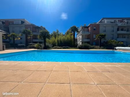 appartement 65 m² – 2 chambres – balcon – parking – résidence avec piscine à fondettes