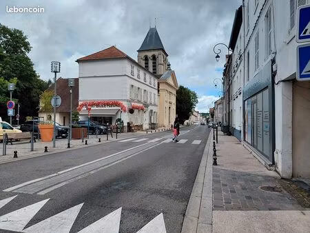 boutique 110 m² saint brice sous foret
