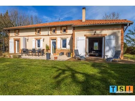propriété 6 pièces 188 m²