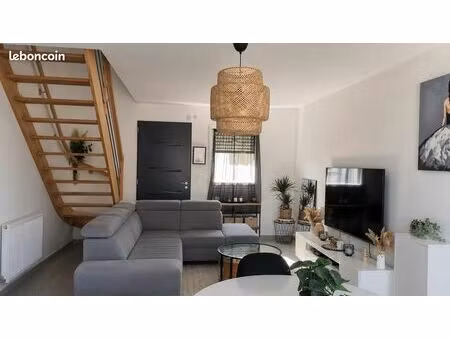 à vendre maison récente