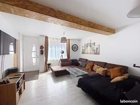 maison 8 pièces 169 m²