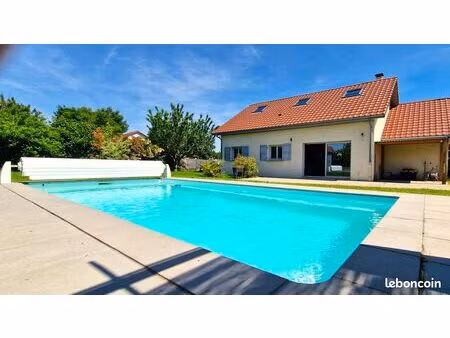 propriété 5 pièces 130 m²
