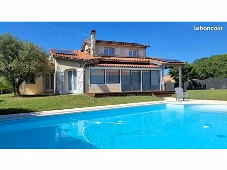 villa t6 aucamville avec jardin et piscine