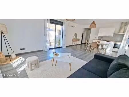 mauguio centre magnifique appartement t3 de 76m2 +terrasse +garage