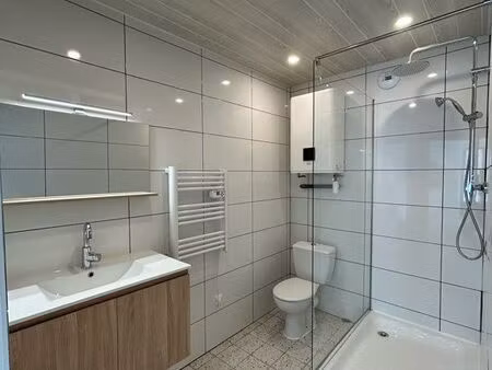 studio 30m2 refait à neuf