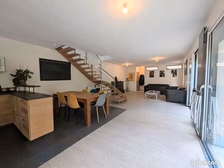 maison 5 pièces 132 m²