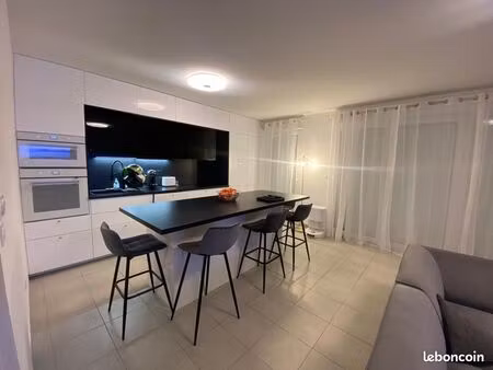maison mitoyenne t4 chasse sur rhône à vendre