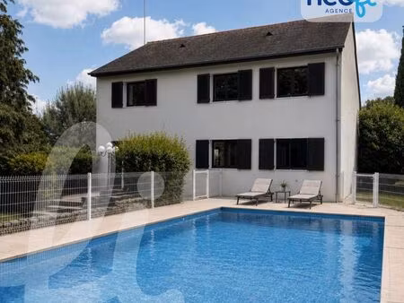 la villa familiale | maison familiale de 153 46 m2 avec piscine  4 chambres et grand jardi