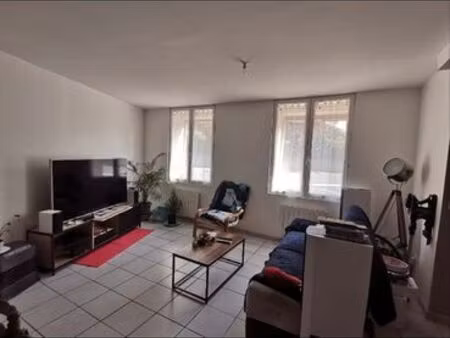 t3 spacieux (71 m²) à herbault : le calme à 15 min de blois