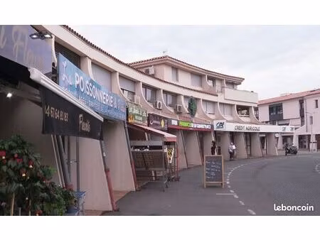inconnu 120 m² lattes