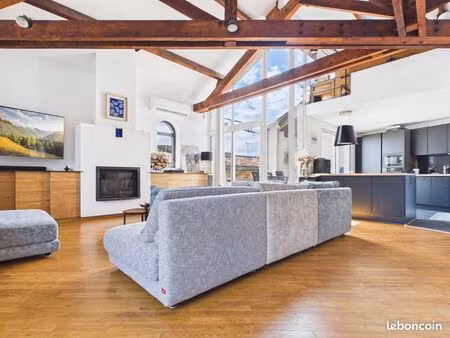 rare-maison de village de 158m2 avec extérieur