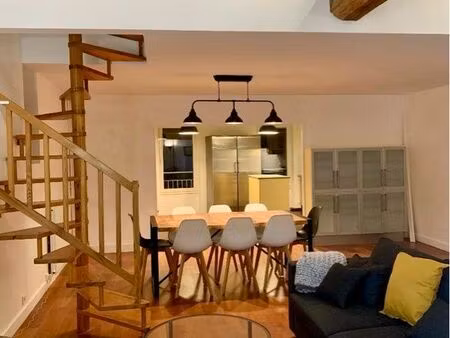 duplex 163 m² rénové – 5 chambres – parking – hyper-centre agen