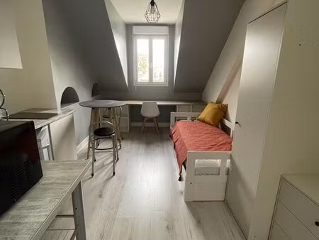 studio 1 pièce 15 m²
