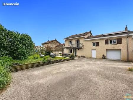maison 5 pièces 111 m²