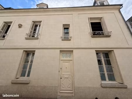 hôtel particulier d’exception – xviie siècle – hyper centre de tours