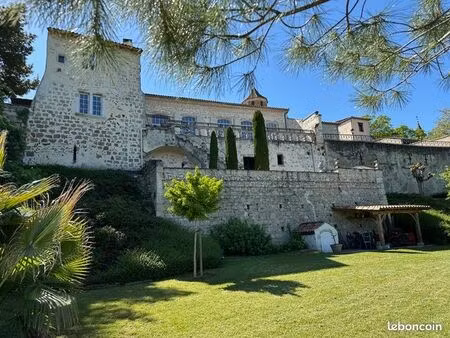 maison ancienne 17e entièrement rénovée