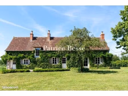 longère 8 pièces 275 m²