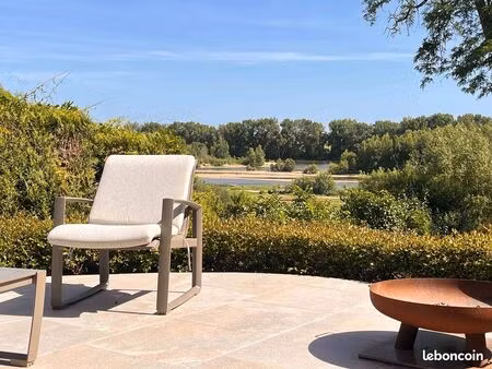 orléans – face à la loire – maison de 273 m² + dépendances sur parc arboré – pleine nature
