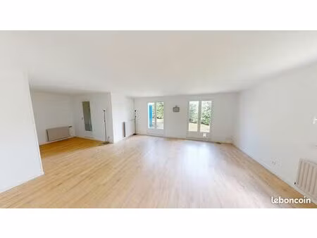 maison 5 pièces 140 m²