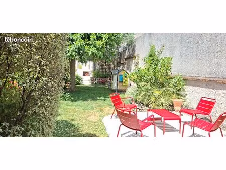 charmante maison de ville avec jardin