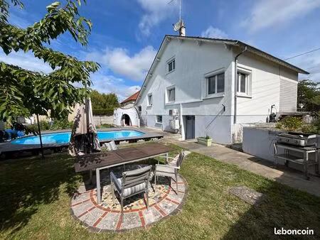 pavillon 5 pièces 154 m²