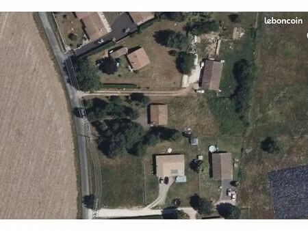maison années 1997 de 96 m² avec terrain arboré de 2 100 m² – saint-ciers-d'abzac – 249 00