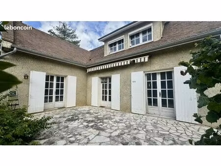 maison 7 pièces 132 m²