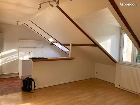 appartement t2 62 m2 - cathédrale - parking privé