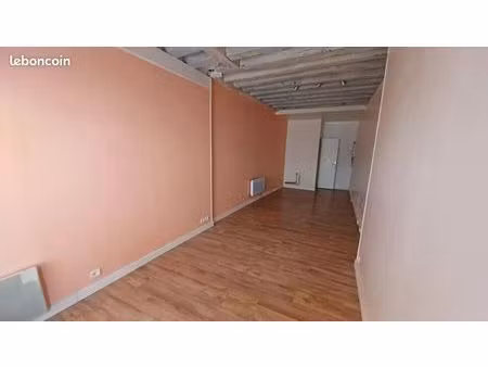 local commercial 24 m² orléans