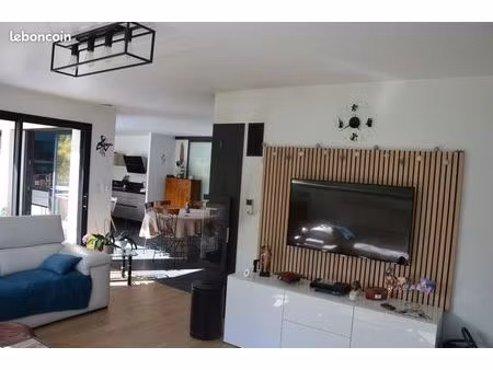 maison t6 sur 820m2